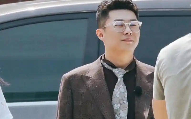 『周九良』西装周