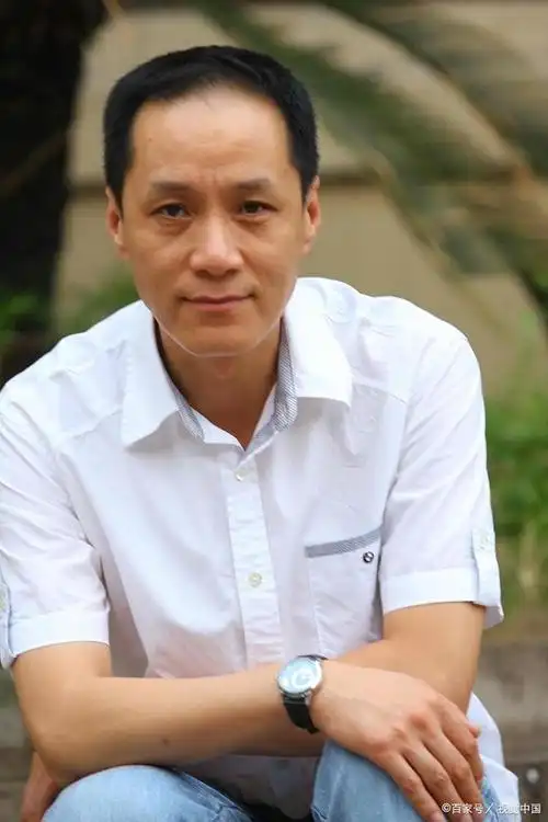 《康熙微服私访记》很经典,但是也有"魔咒",青年演员没红几个