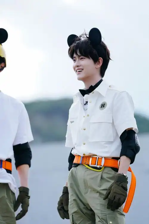 嗨放派##任嘉伦嗨放派