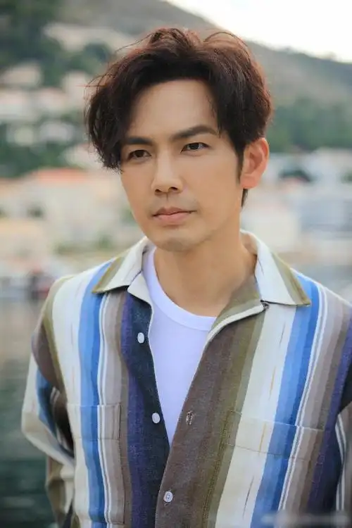 钟汉良个人资料档案(钟汉良谭松韵的电视剧叫什么名字)-梦路生活号