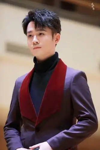 赵越nemo超话  郎艳独绝 世无其二 @赵越nemo 210318 北京音乐厅