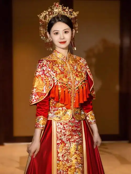 78温婉大气中国风秀禾北京婚纱礼服