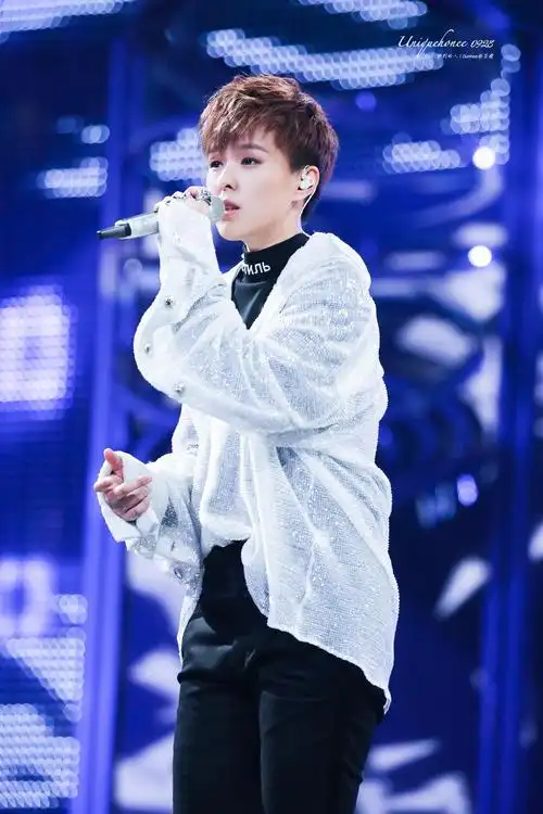 火箭少女101的sunnee杨芸晴的哪一场舞台让你过目不忘