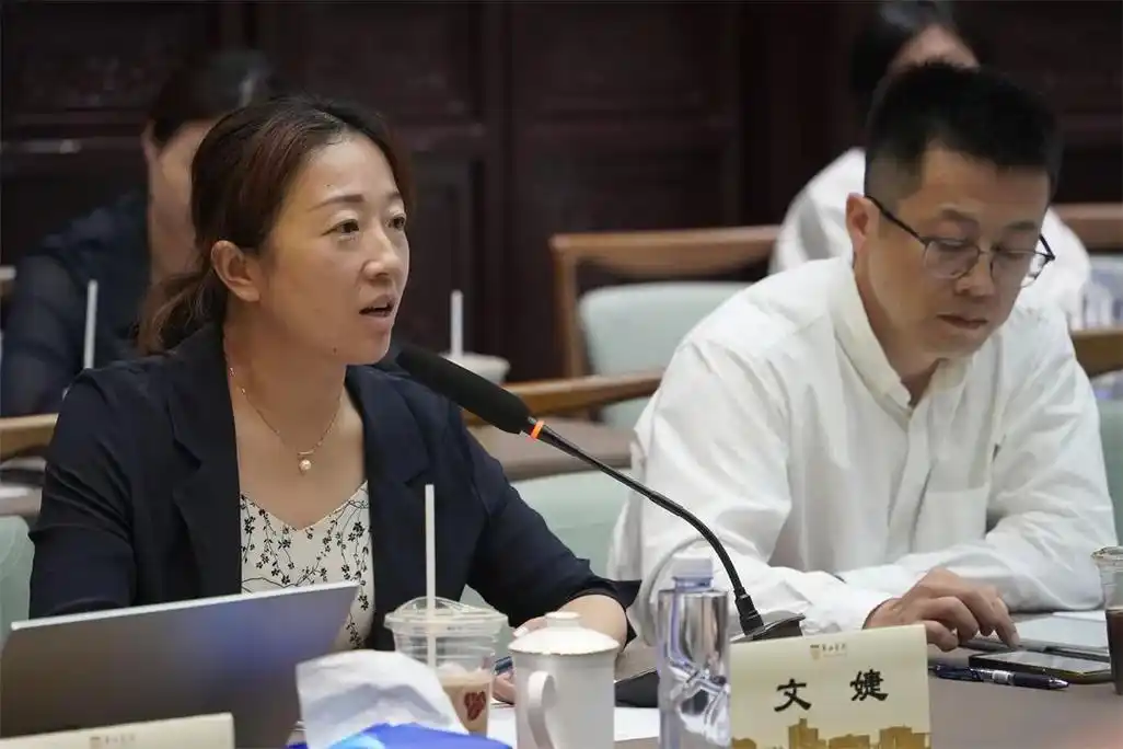 华山医院>文章详情>左右滑动查看更多内容最后,毛颖院长对复旦大学及