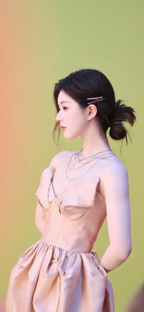 #赵露思的皮肤状态#