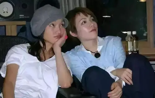 人间精灵周迅和范晓萱,能在生命中遇到彼此,对她们而言是幸运的__凤凰