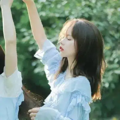 简单气质森系女生闺蜜头像 能遇到彼此是最好的牵绊