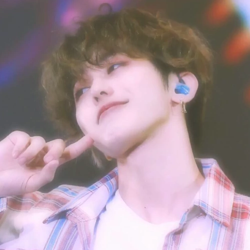 蔡徐坤超仙头像 ikun小姐姐愿喜