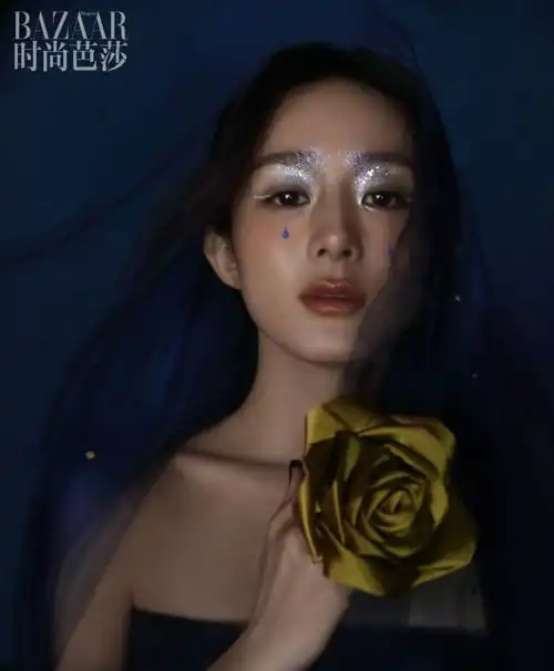 赵丽颖时尚芭莎闭年刊封面##赵丽颖暗夜缪斯芭莎大片##赵丽颖雪祭司