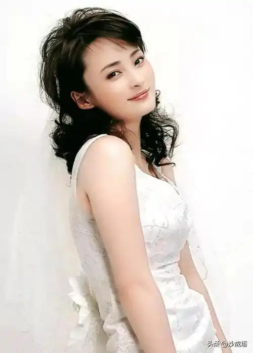 性感妩媚的蒋勤勤_网易订阅