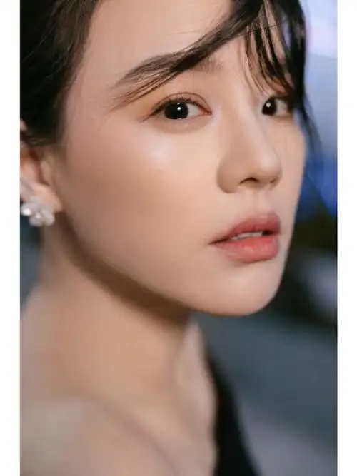 明星时尚##你最期待谁画的明星妆容##这些大放异彩的明星妆容