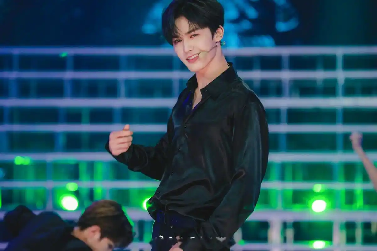 午安,一抹倾城色～人间仙子朱正廷珍珠糖快来pick一下呀!