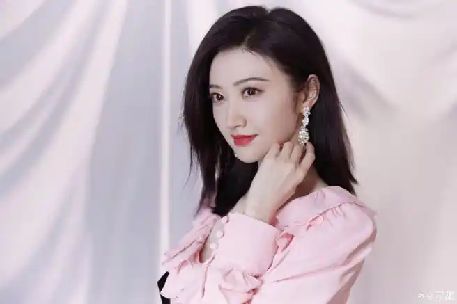 景甜10年到23年颜值变化