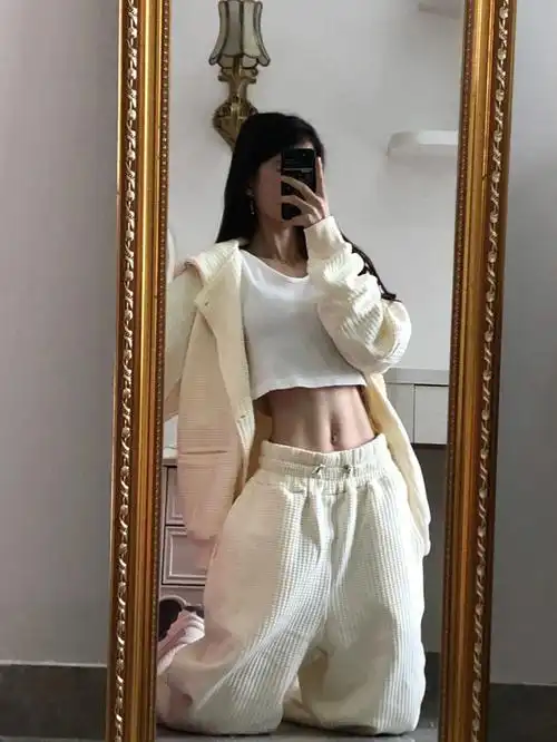 这样的马甲线很难不爱