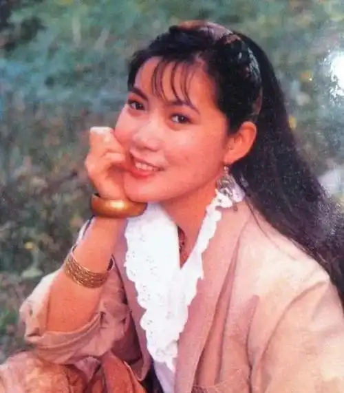 沈丹萍与张铁林分手后为嫁老外与家人决裂如今婚姻状况如何