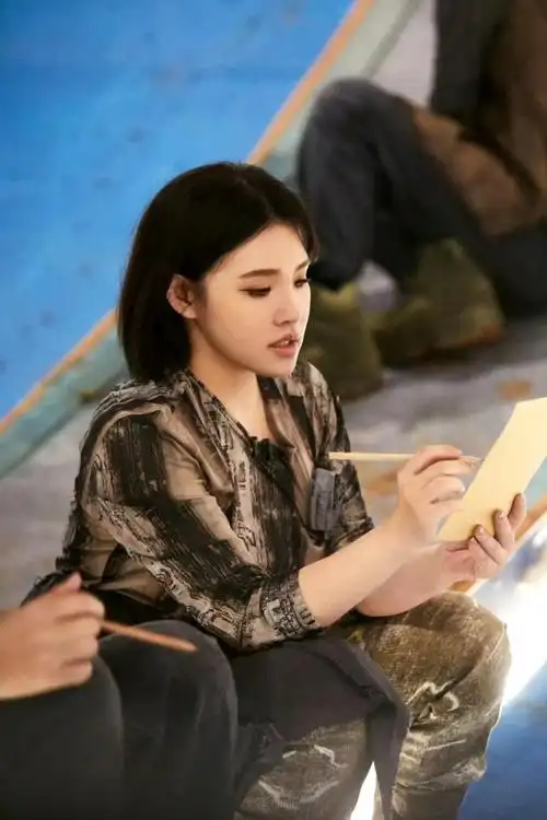 刚生完二胎,老公患绝症,谢依霖太惨了吧