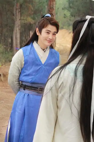 孙坚《纳妾记》高科技穿越 网友:玩坏大明朝