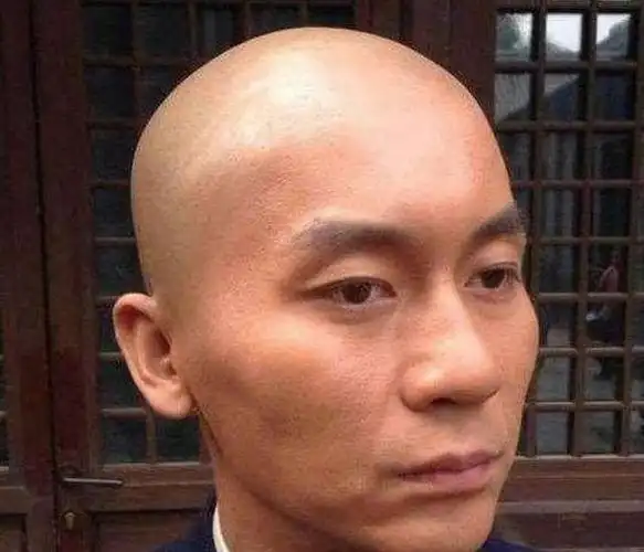 李连杰:我光头超萌,陈晓:我光头貌比潘安,李晨:我这咋说?