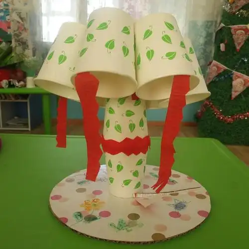 心灵手巧 变废为宝—郭镇中心双语幼儿园开展全园师生手工作品大赛活