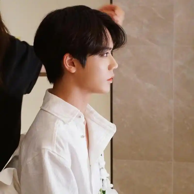 林彦俊侧颜杀#能量偶像林彦俊#  君君搜集到了一些小橘@林彦俊 的