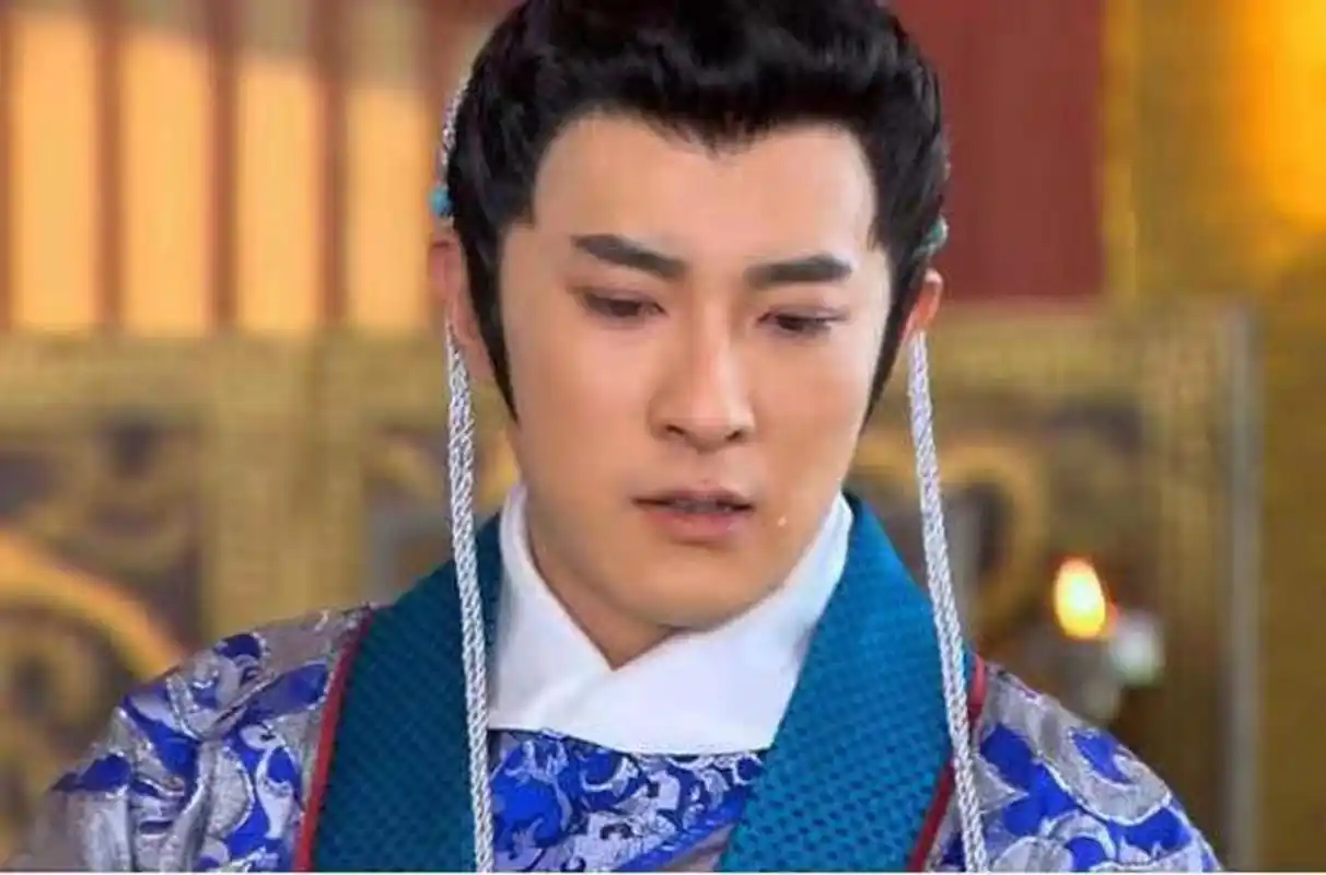 姬昌和次子姬发都姓姬,为什么长子叫伯邑考,难道是收养的吗?