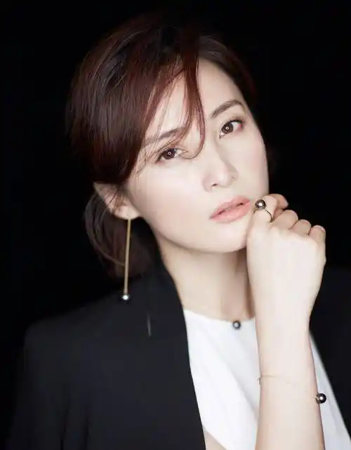 蒋勤勤:我这辈子最正确的决定,就是在43岁高龄为大丈夫生儿子_表演