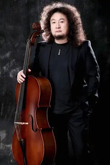 孟文豪将为中国56个不同的民族创作歌曲