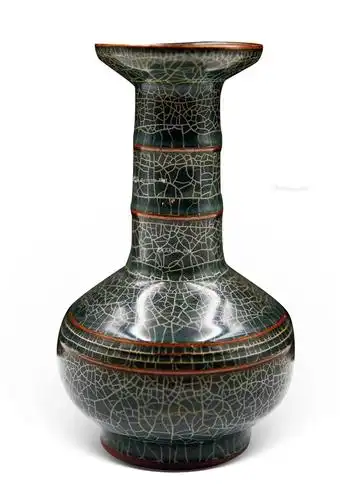 0553 溪口官窑弦纹瓶