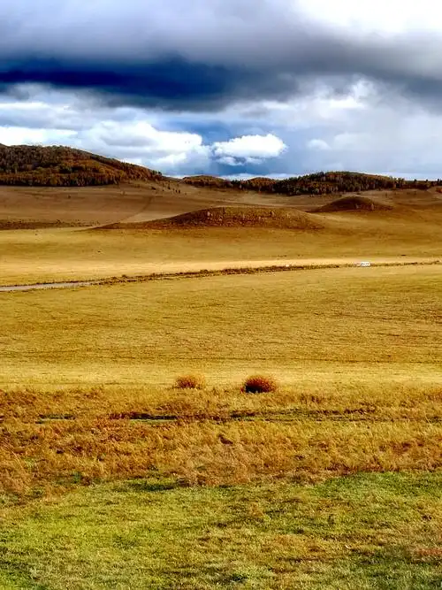 草原之秋～2018年中秋节,乌兰布统草原,草原的秋季如诗如画,天公有点