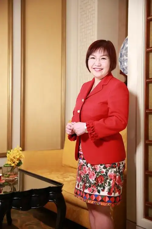 最旺桃花运就是他!麦玲玲鸡年12生肖运程预测 (马,狗,羊,牛篇)