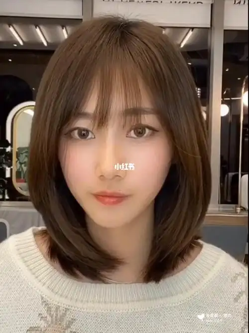 最美减龄显瘦初恋发型妹妹发型中发发型