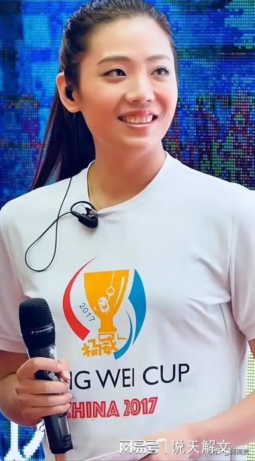 体操冠军聚会刘璇杨云被赞冻龄李敬认不出李安琪老到不敢认