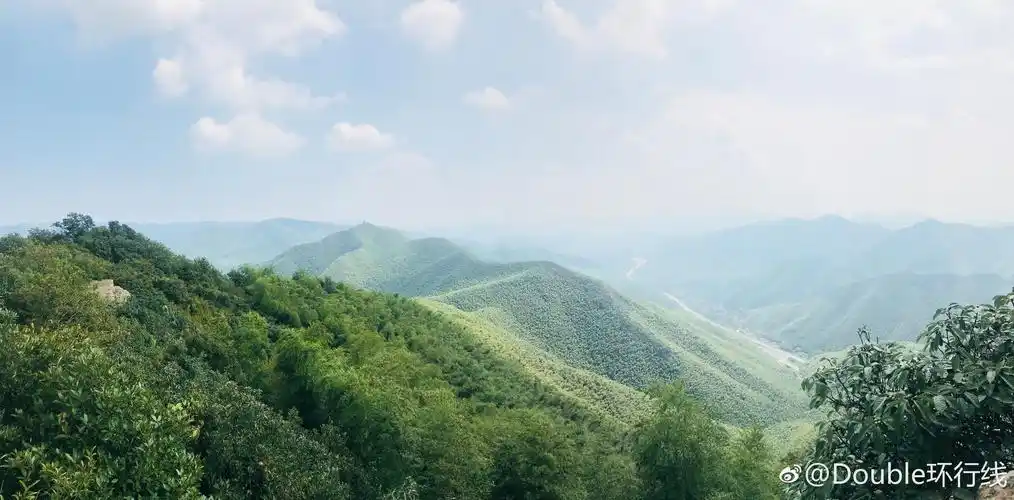 苏南第一高峰黄塔顶海拔6115米属天目山脉