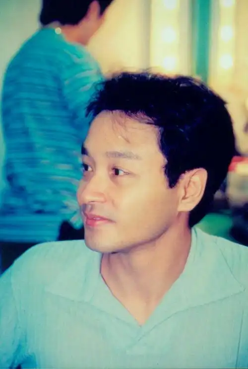 怎么形容张国荣的笑?