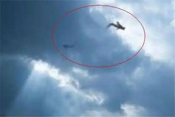 有人拍到神仙死亡图片昆仑山神仙渡劫目击事件