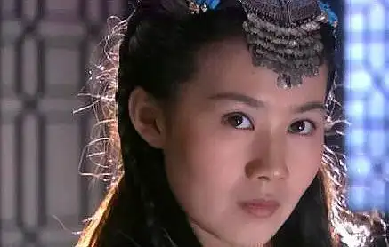 金庸让他在《神雕侠侣》里背锅,《倚天屠龙记》再补一刀