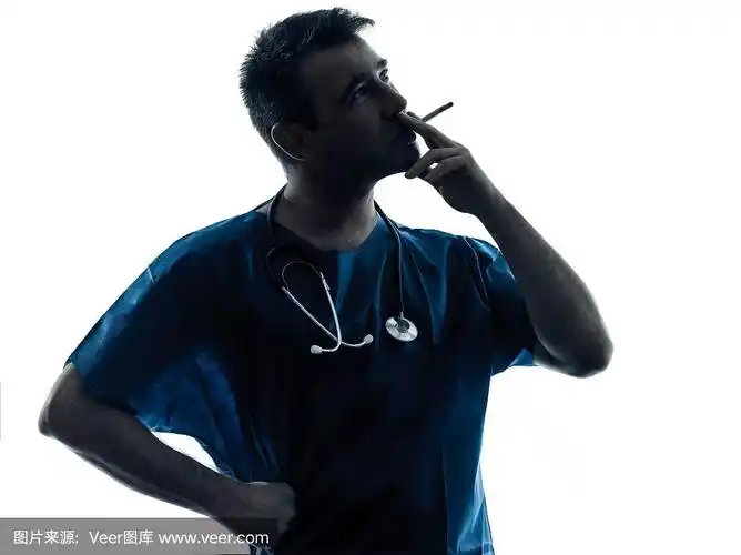 医生,外科医生,吸烟男人的剪影