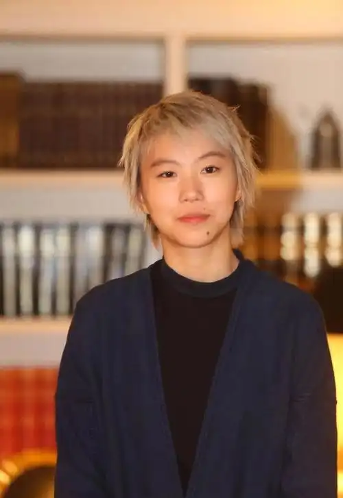 "遗产绝不留给父母"王菲的女儿窦靖童出言不逊,被周迅带坏了|窦唯