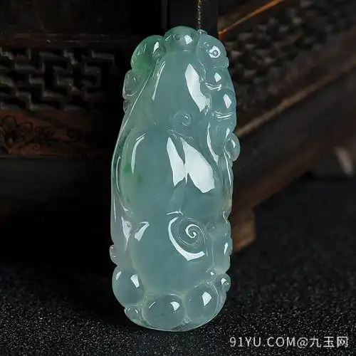 糯冰种蓝绿翡翠福寿吊坠