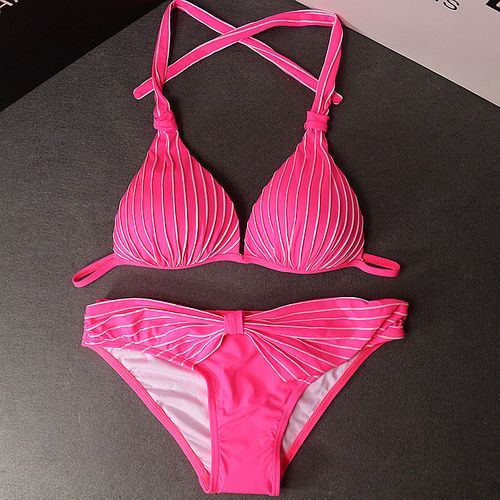 欧洲站粉嫩性感少女诱惑bikini三角分体泡温泉游泳衣女海边比基尼
