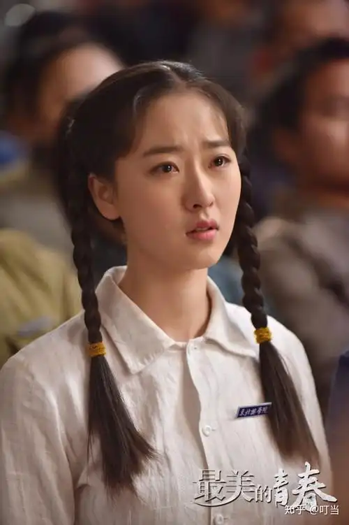 雨虹特别宠粉,我把雨虹的dy视频传到微博上,艾特雨虹说要这几套照片