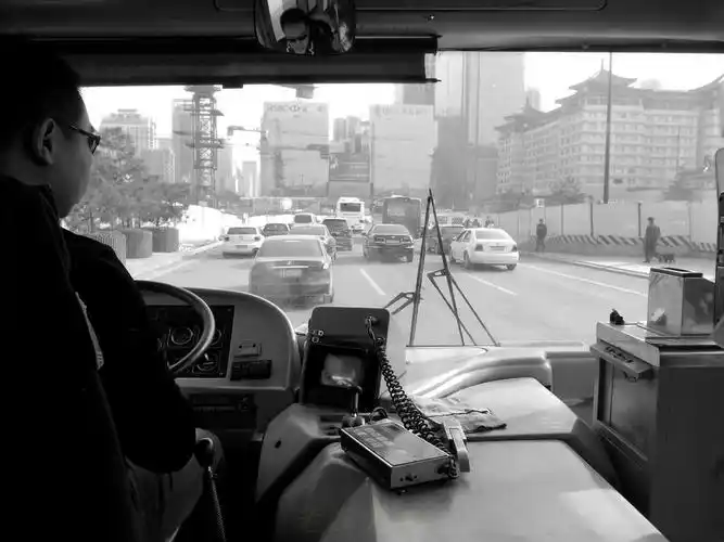 大眼瞪小眼 - 视角2014