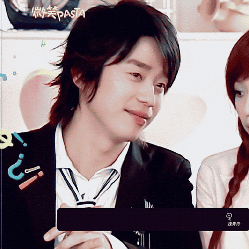 王心凌张栋梁合影