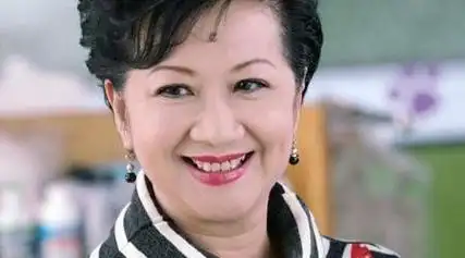 有哪个明星名字里有薛