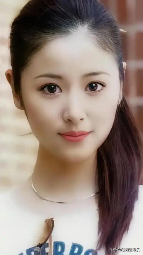 酒窝美女林心如年轻的时候太漂亮了
