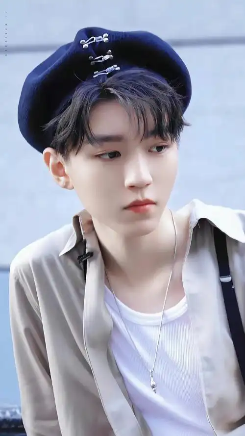 王俊凯那些让人惊艳的造型合集哪个是你心中的top