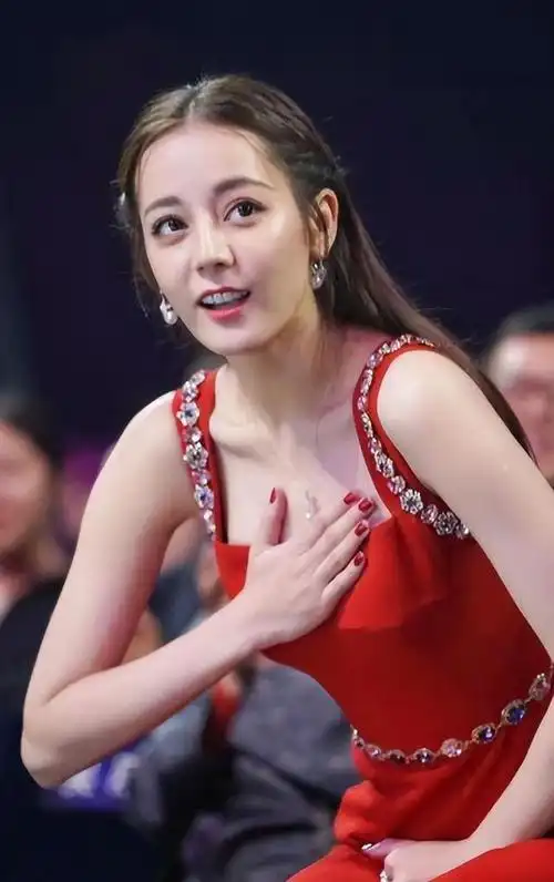 迪丽热巴,这次给内娱的【丑孩子】好好上了一课|高雯|千颂伊|古力娜扎