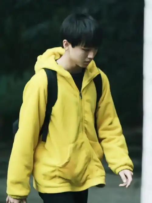 杀青发长文告别野孩子#一些重庆八中时期的小凯97@tfboys-王俊凯