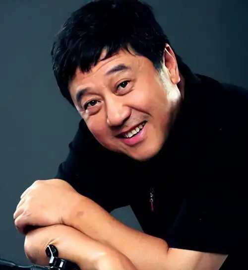 回顾梅婷与京圈大佬叶大鹰传绯闻36岁二婚和老公恩爱至今