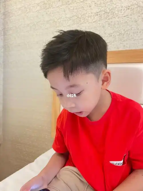 上学发型推荐家有男孩赶紧收藏哦